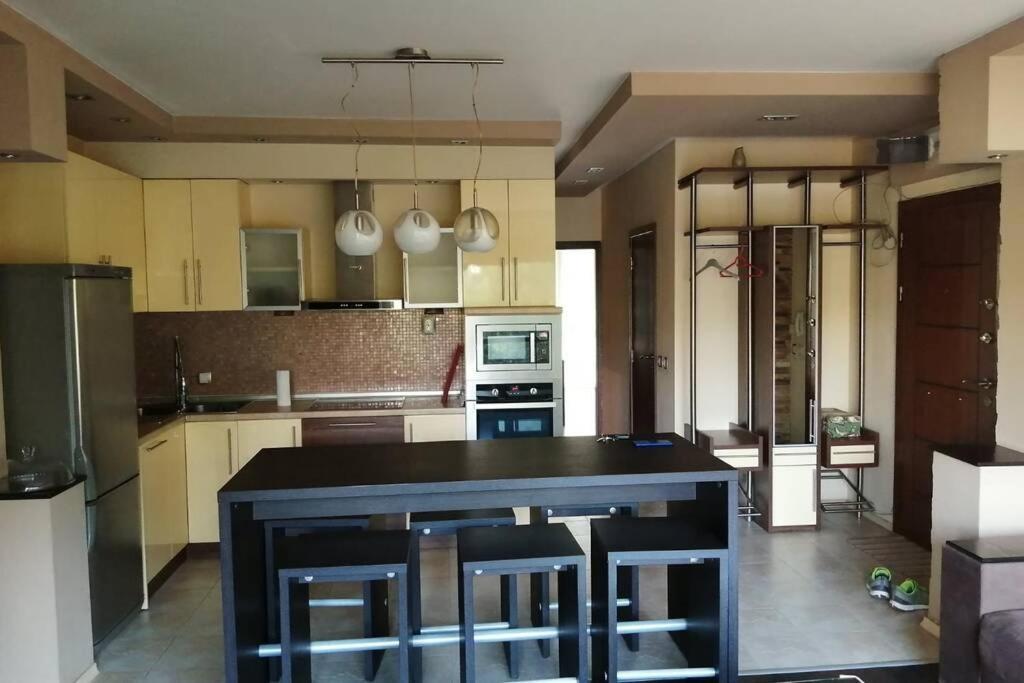Apartment Тристаен Апартамент В Центъра На София Sofia